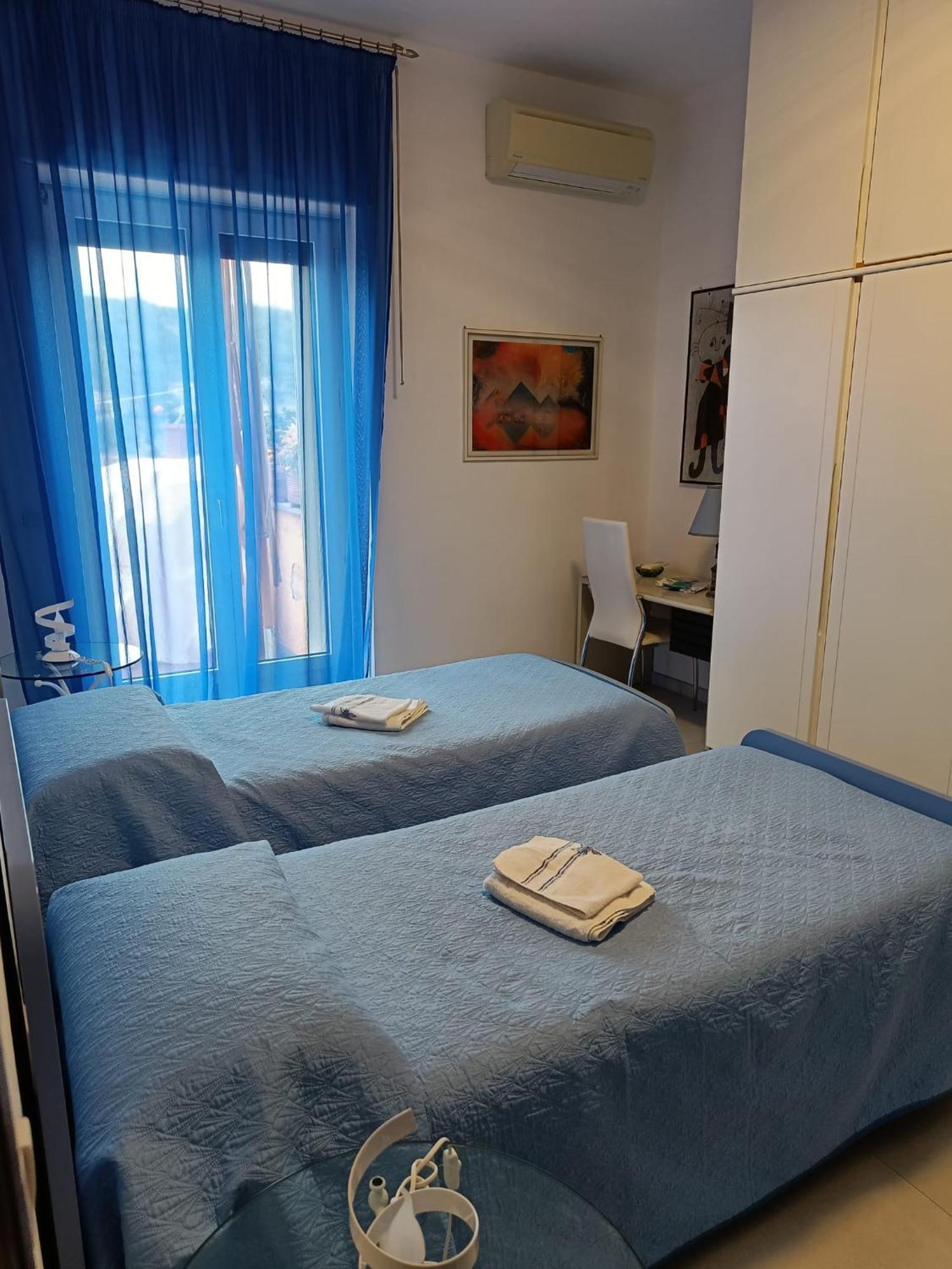 La Casa Di Elba E Mario Apartment Porto Santo Stefano  Ngoại thất bức ảnh